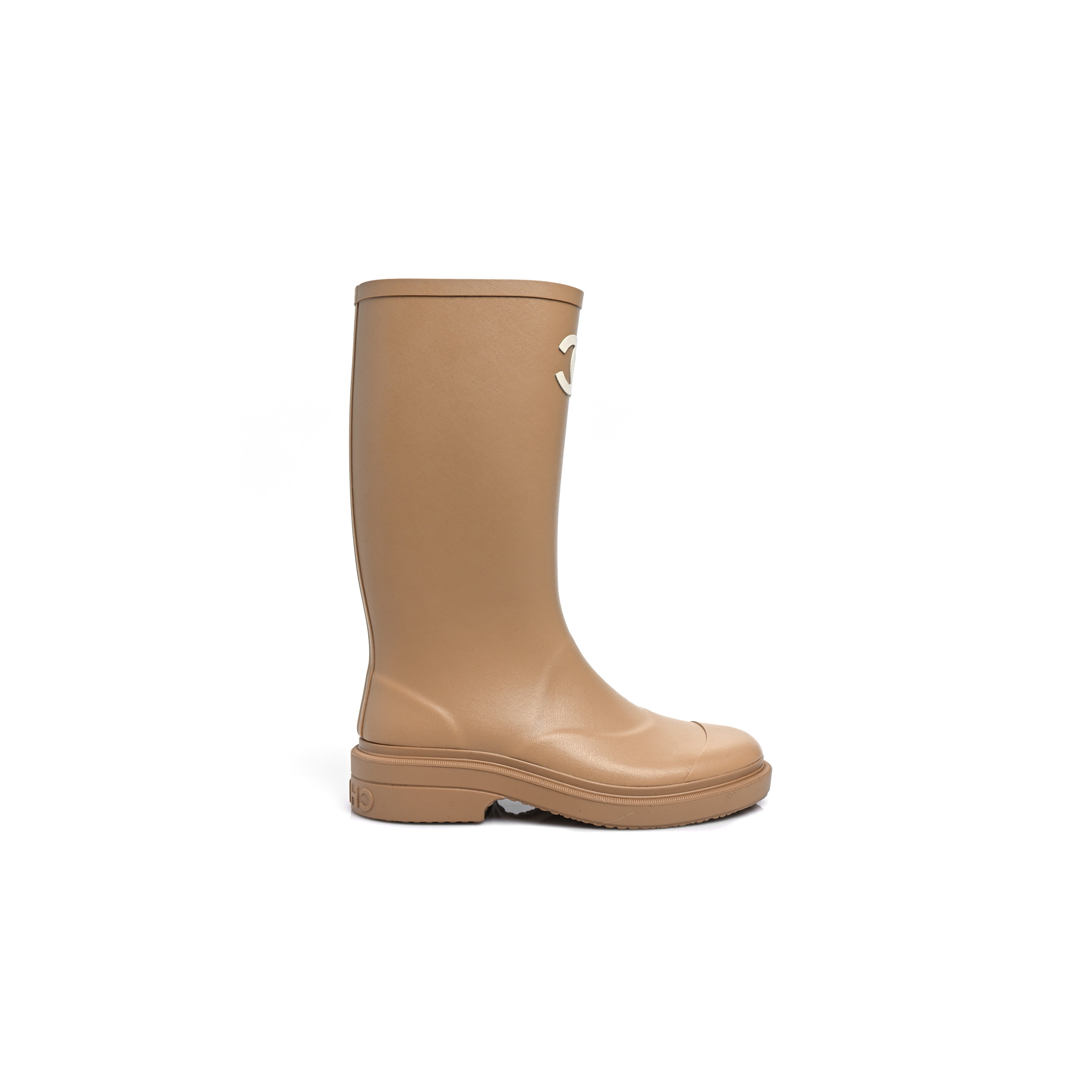 Ch*el caoutchouk cc high boots beige